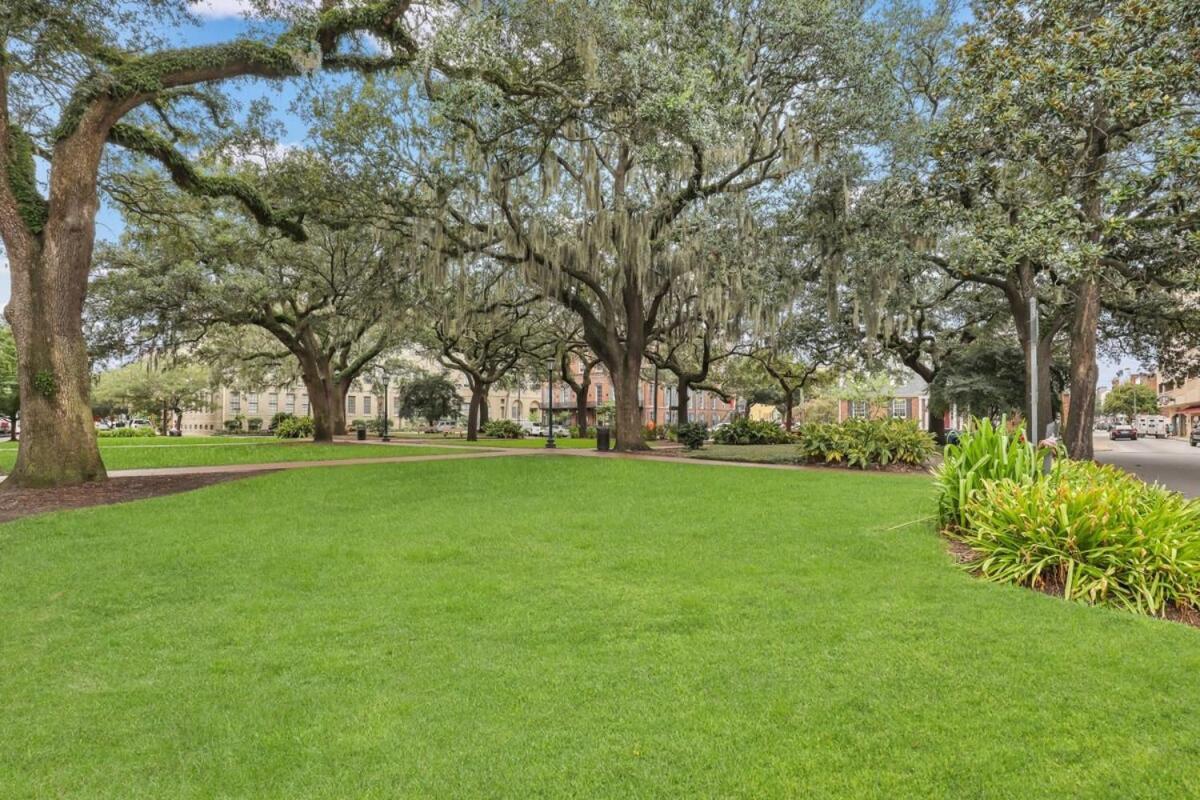 Southern Belle On Oglethorpe Square Savannah Luaran gambar